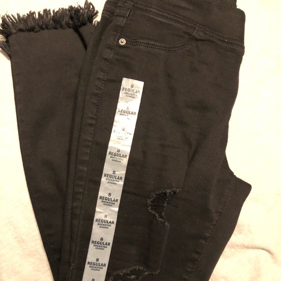NWT OLD NAVY ROCKSTAR JEANS - Picture 3 of 8